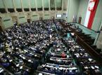 Płaca minimalna na poziomie 13 zł za godzinę? Praca na zleceniu lepiej płatna niż etat